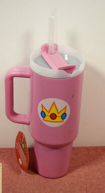 Nintendo Super Mario Stainless Steel 40oz Princess Peach Tumbler (Damaged)